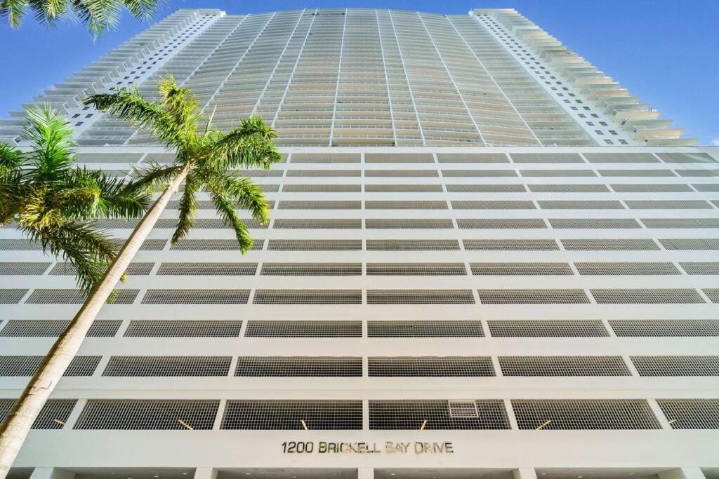 شقة Modern 2/2 With Beautiful Ocean And Brickell Views ميامي المظهر الخارجي الصورة
