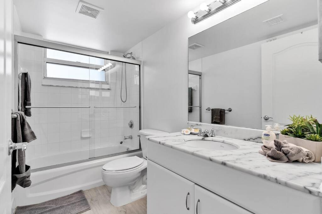 شقة Modern 2/2 With Beautiful Ocean And Brickell Views ميامي المظهر الخارجي الصورة