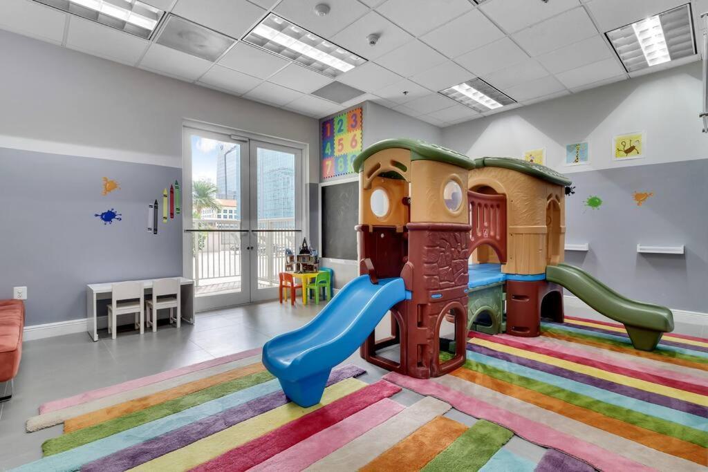 شقة Modern 2/2 With Beautiful Ocean And Brickell Views ميامي المظهر الخارجي الصورة