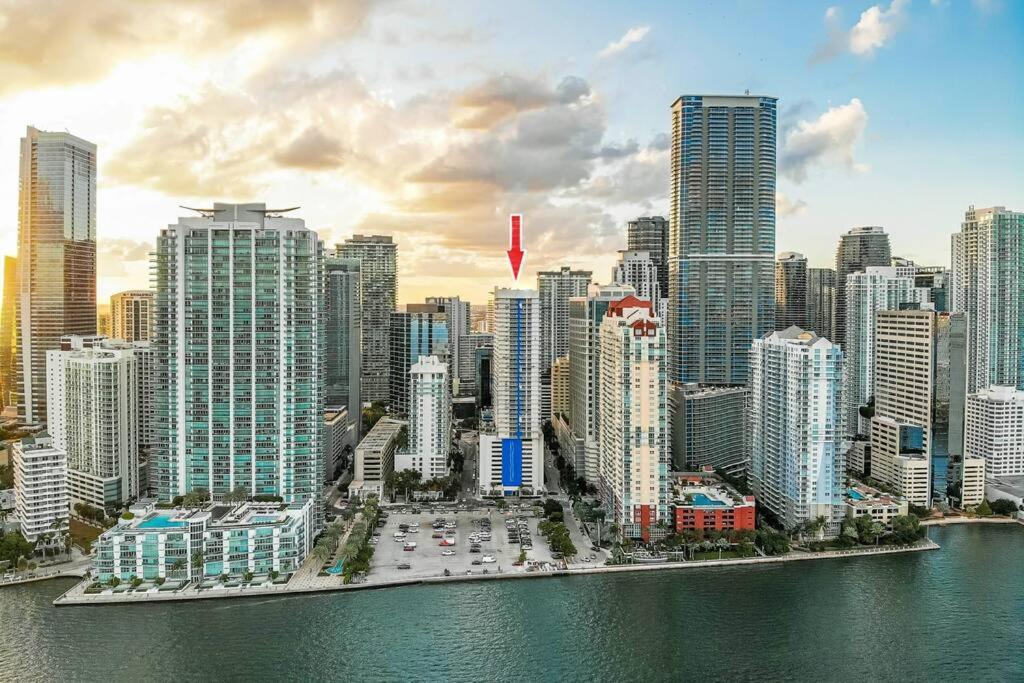 شقة Modern 2/2 With Beautiful Ocean And Brickell Views ميامي المظهر الخارجي الصورة