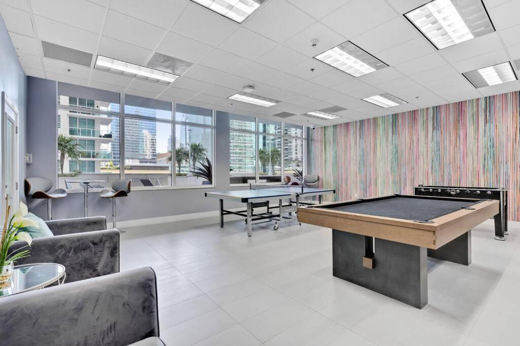 شقة Modern 2/2 With Beautiful Ocean And Brickell Views ميامي المظهر الخارجي الصورة